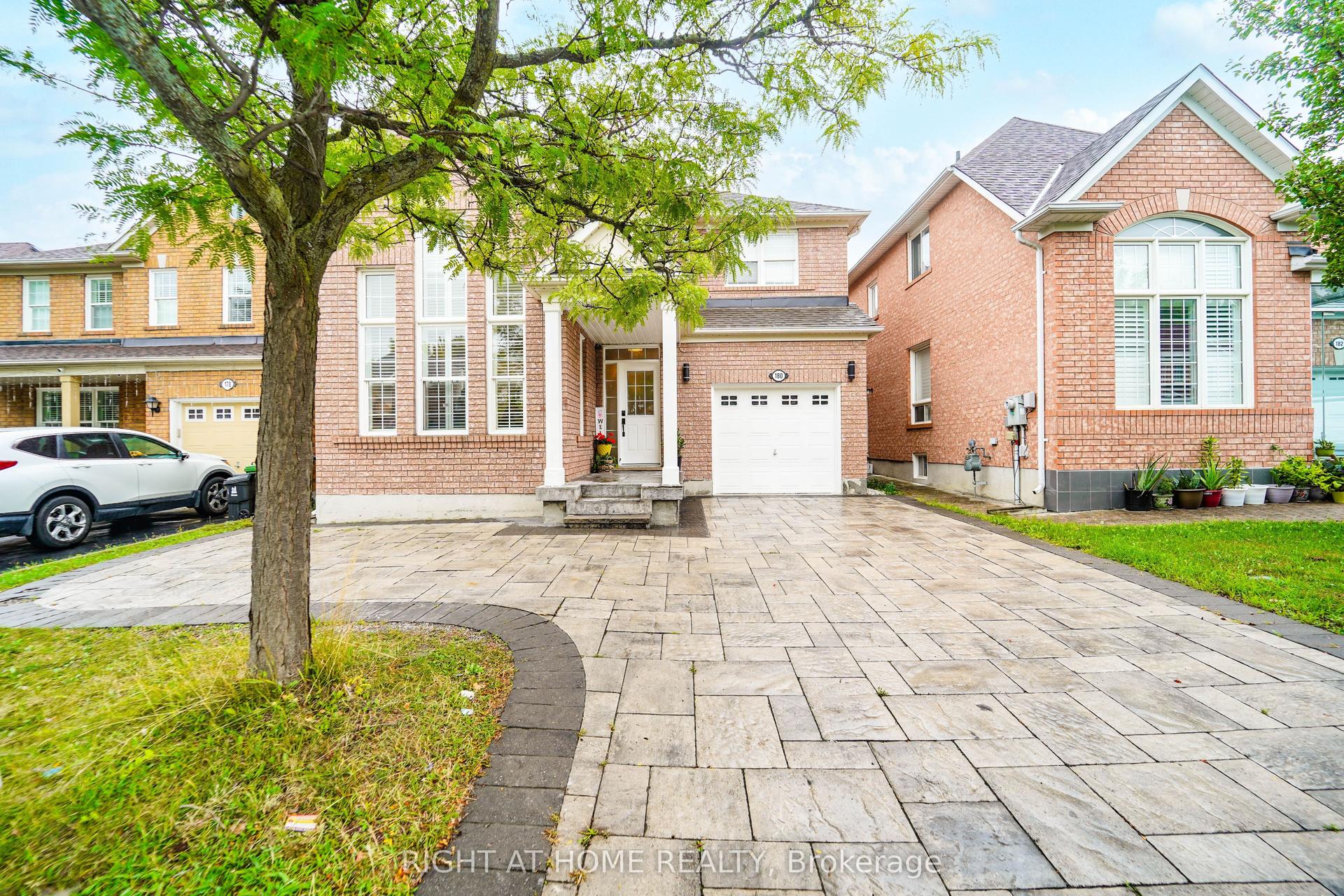 180 Raponi Circle, Toronto — Detached for sale, photo 1