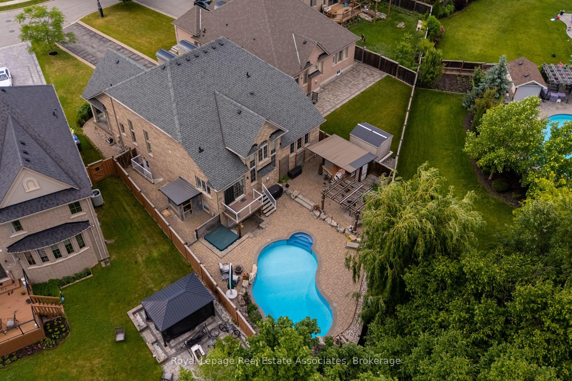 20 Cannington Crescent, Brampton — Detached for sale, photo 1