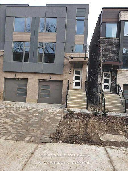 12 Creekbank Road Upper #Upper — photo 1