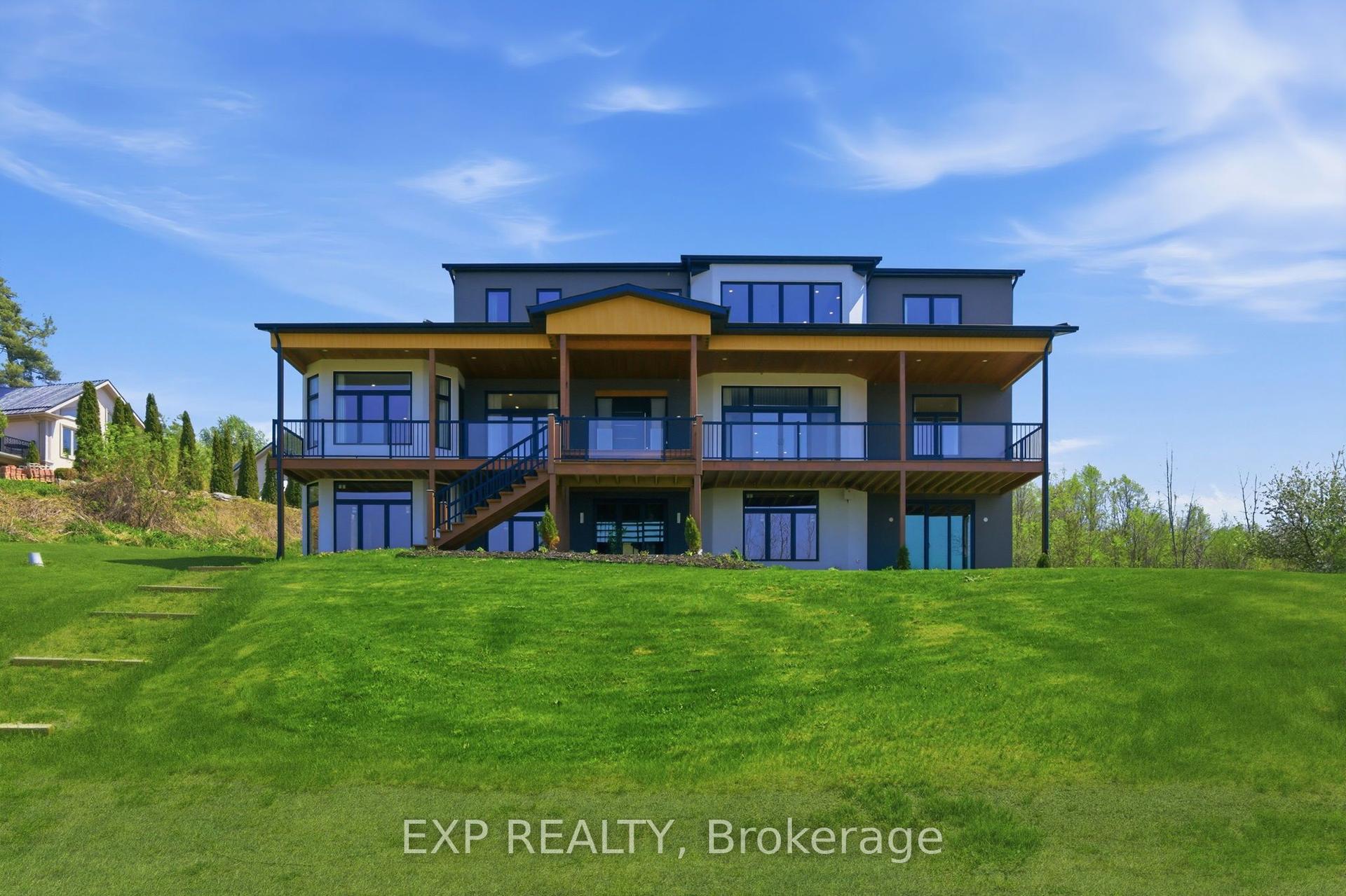 165 Parkview Drive — photo 1