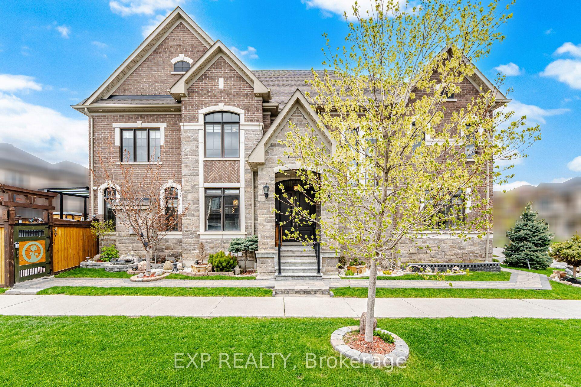 13 Arksey Street, Whitby — Detached for sale, photo 1