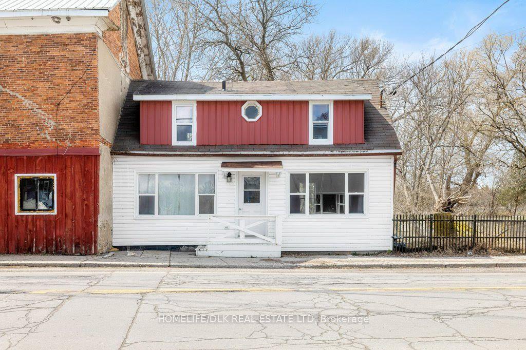 18 Main Street W — photo 1