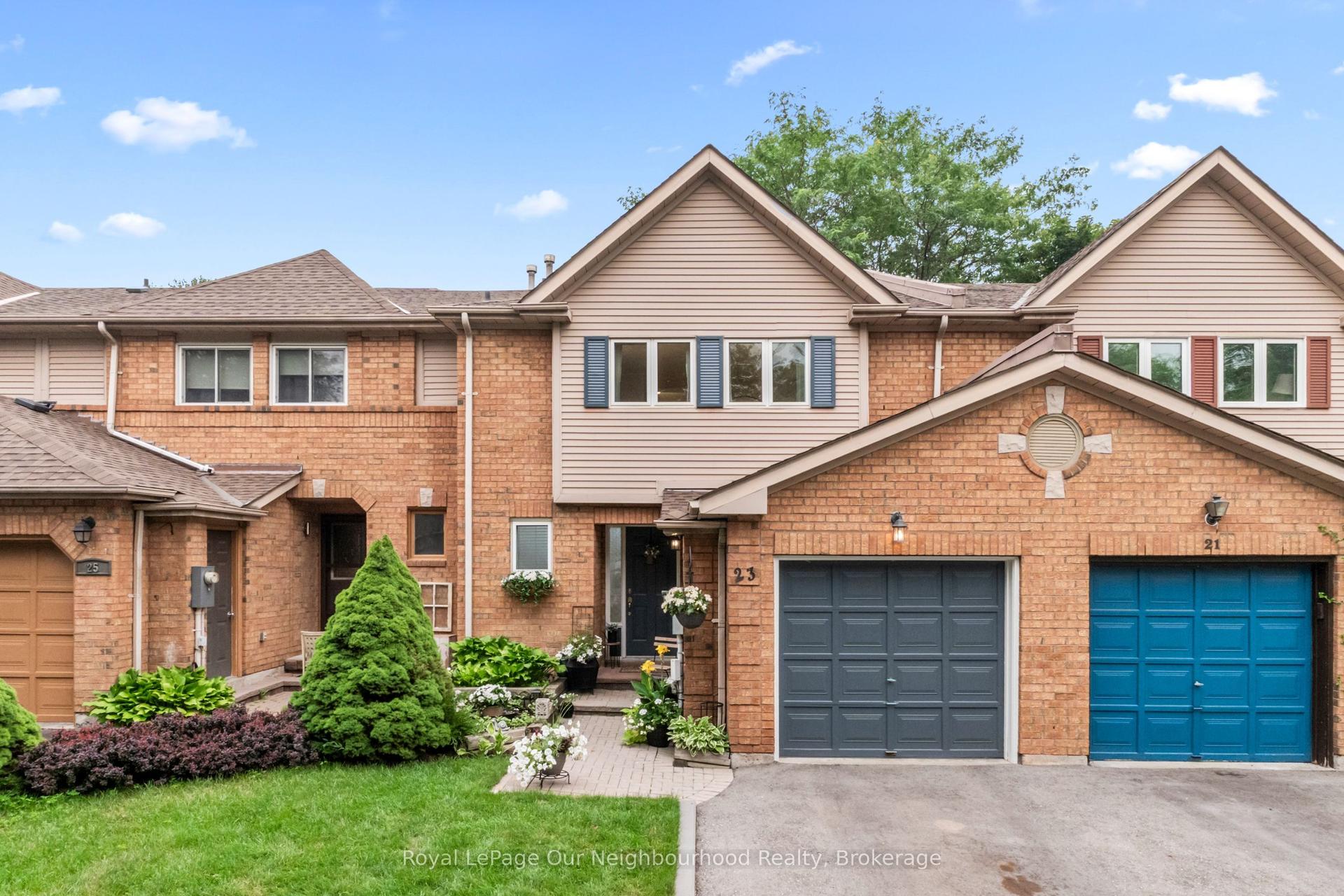 23 Woodward Drive, Whitby — Townhouse for sale, photo 1