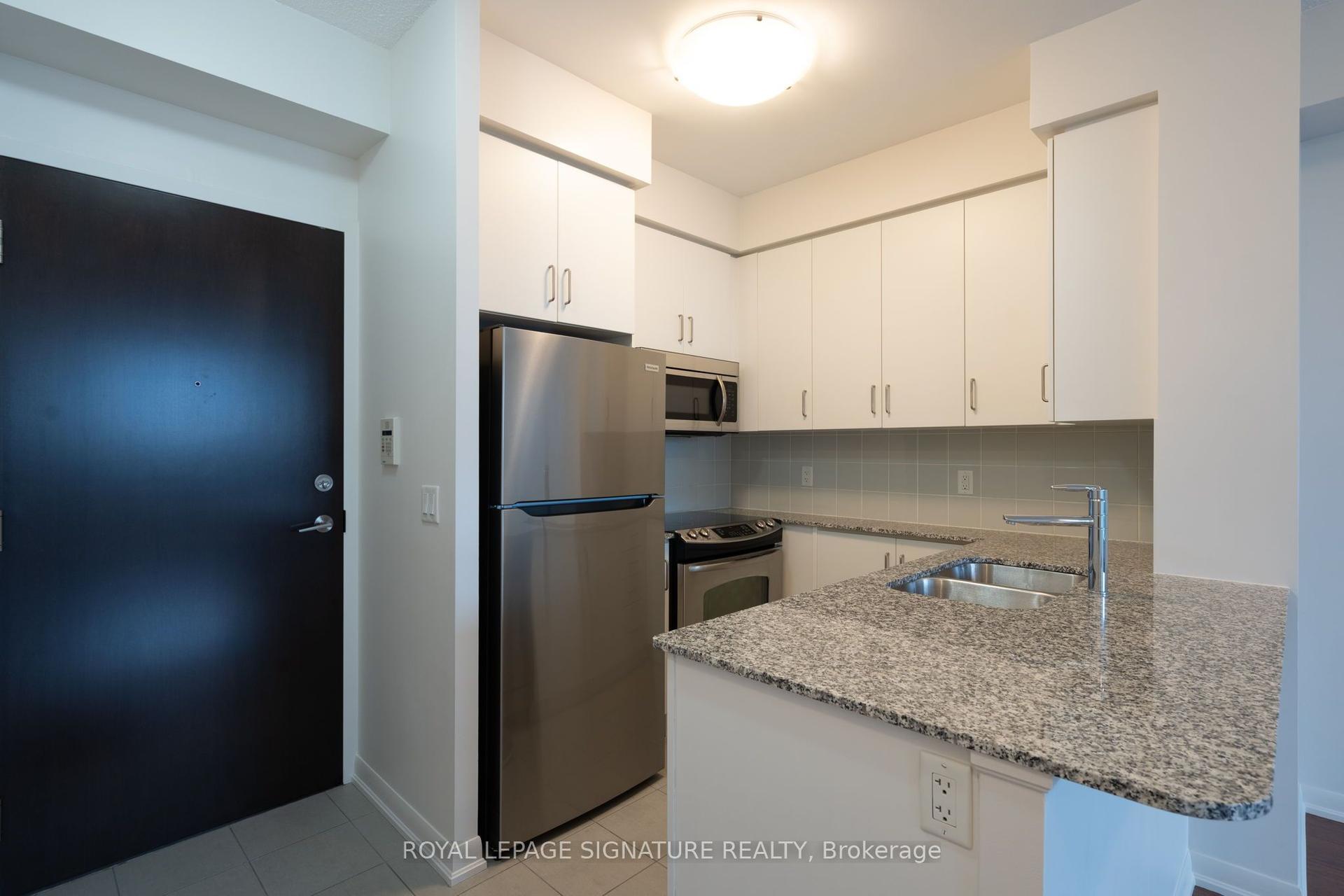 215 Sherway Gardens Road 409 #409, Toronto — Condo for lease, photo 1