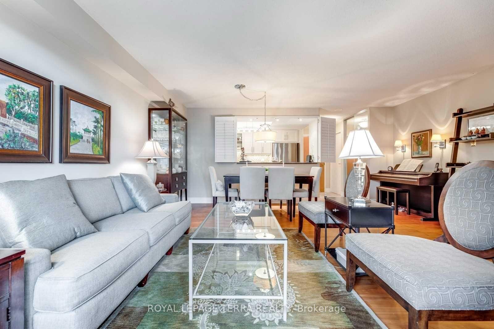 300 Webb Drive 201 #201, Mississauga — Condo for sale, photo 1