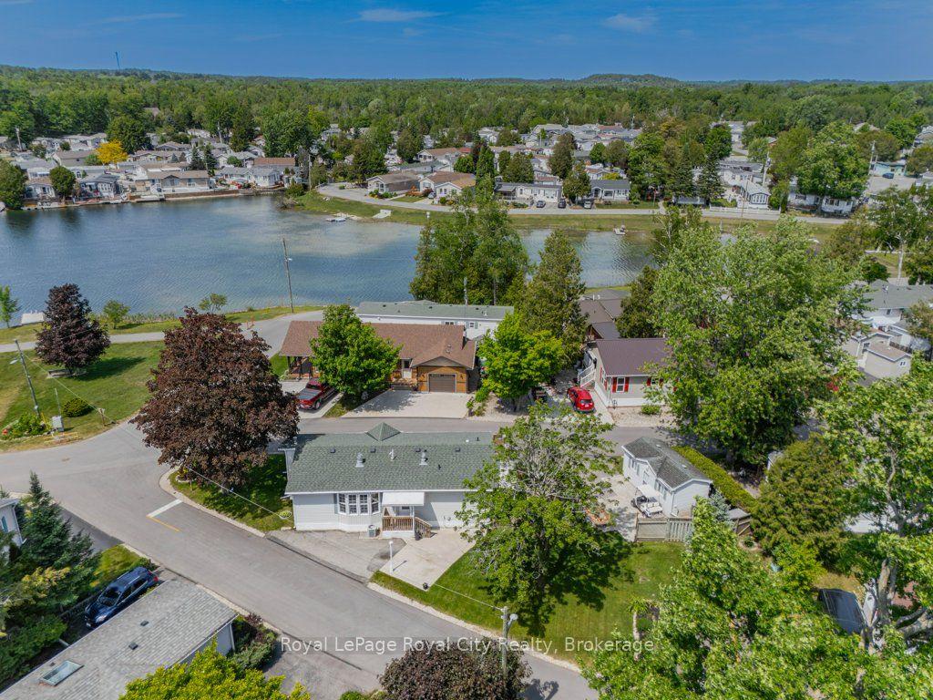 1 Pine Lane — photo 1