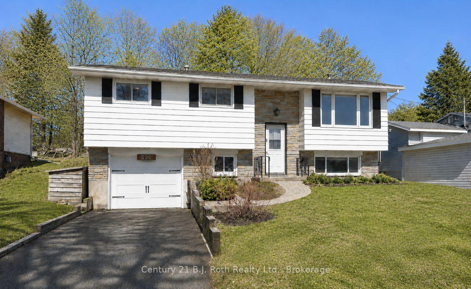 620 Pinedale Road — photo 1