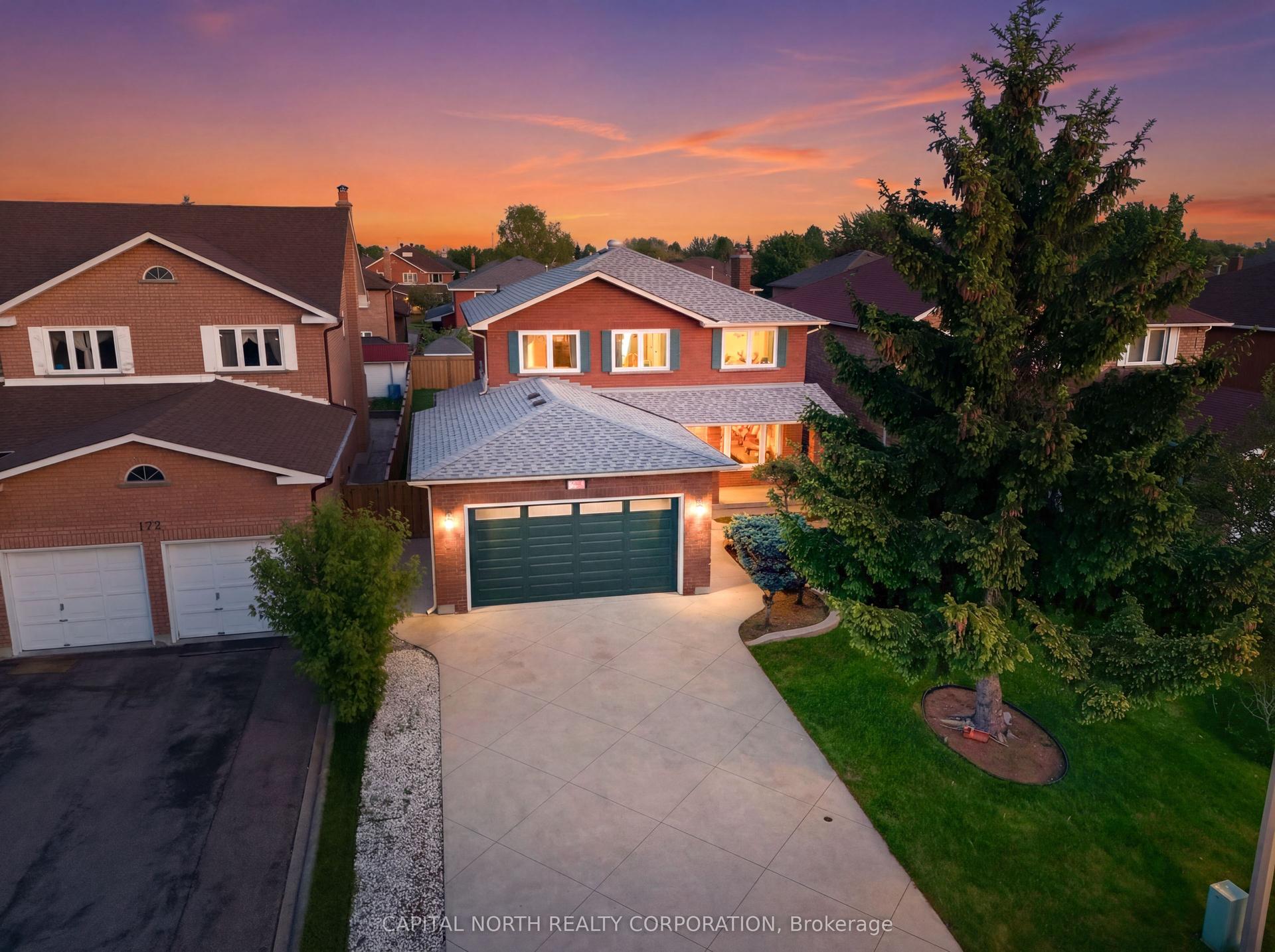 168 Valleyway Crescent — photo 1