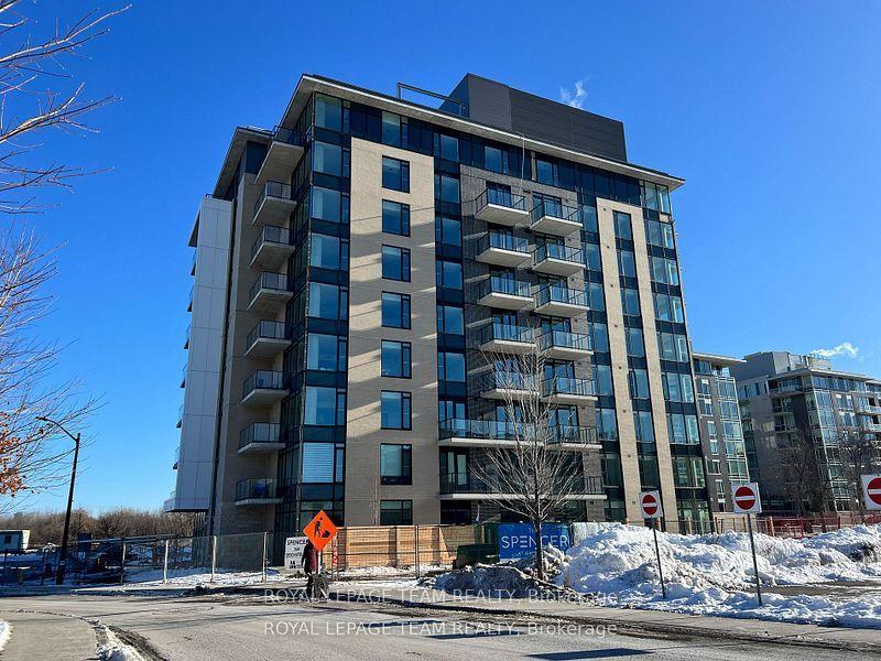 360 DESCHATELETS Avenue 303 #303 — photo 1