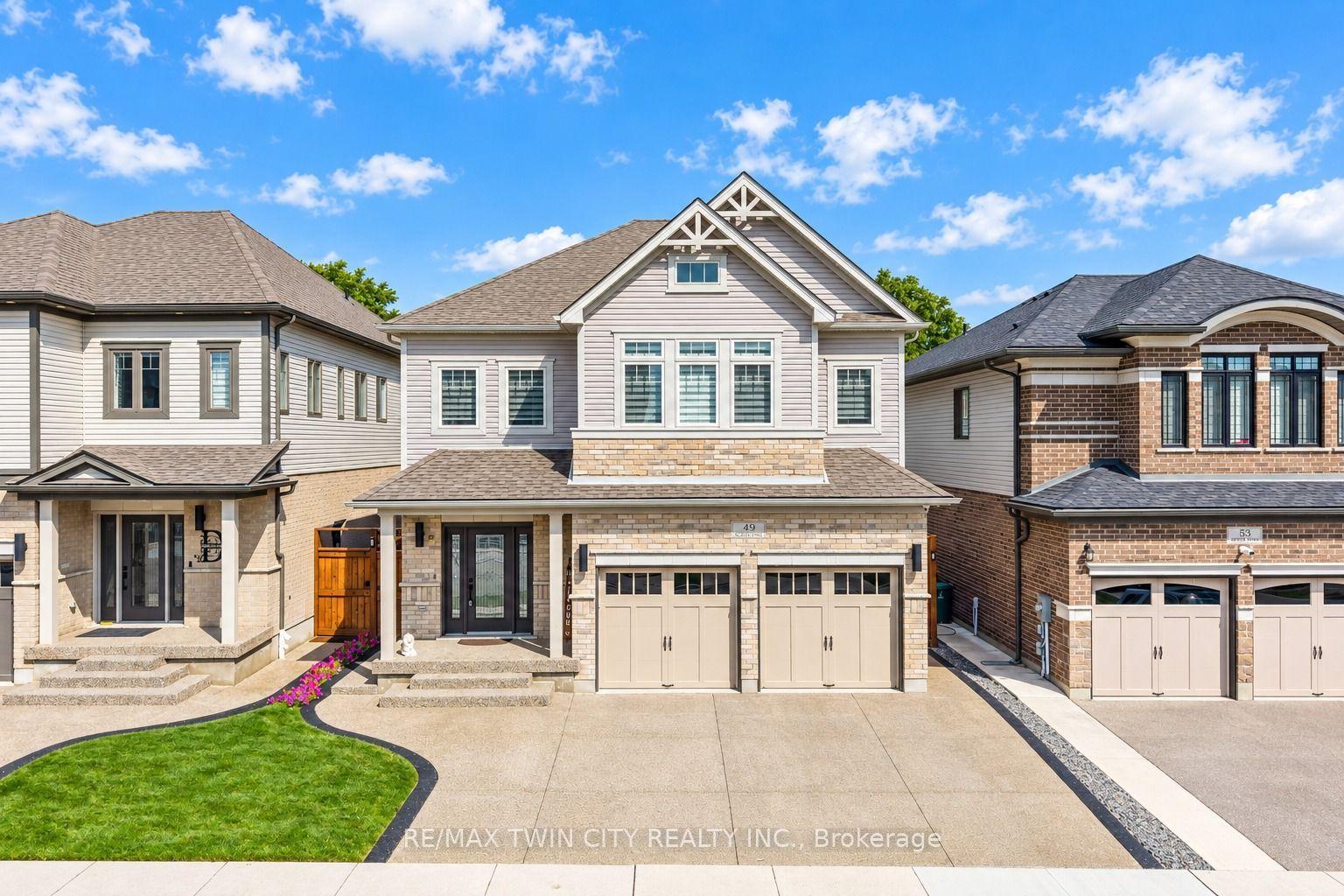 49 Scots Pine Trail, Kitchener — Detached for sale, photo 1