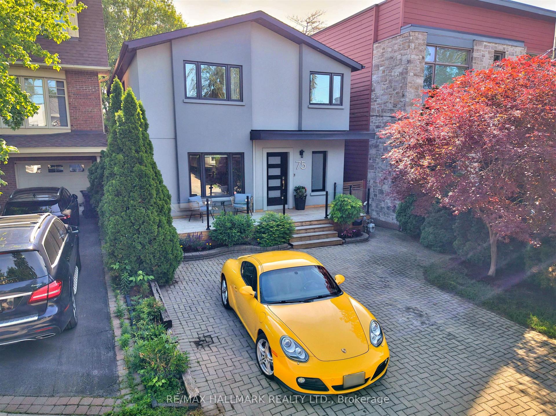 75 Hillside Drive — photo 1
