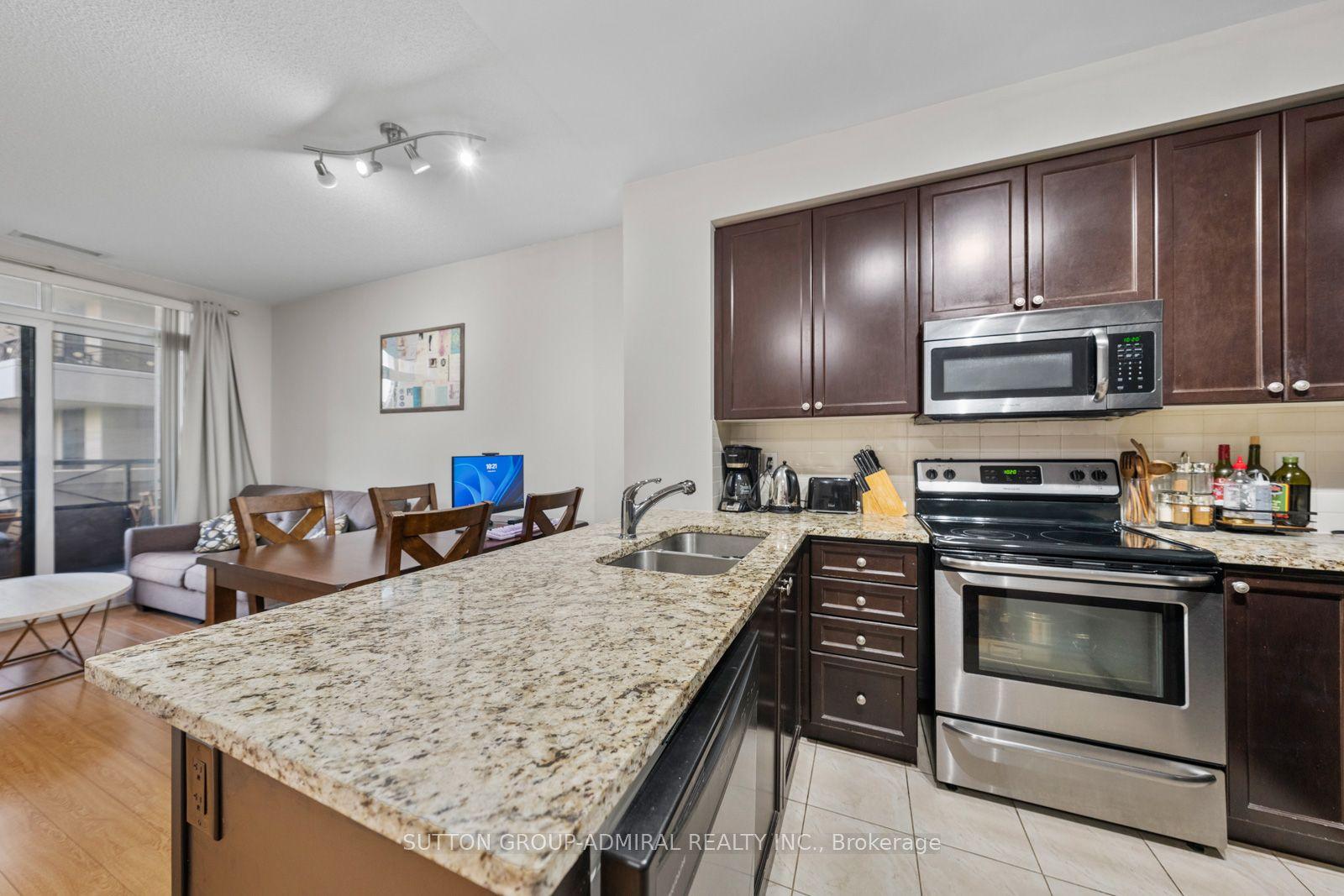 9255 Jane Street 215 #215 — photo 1
