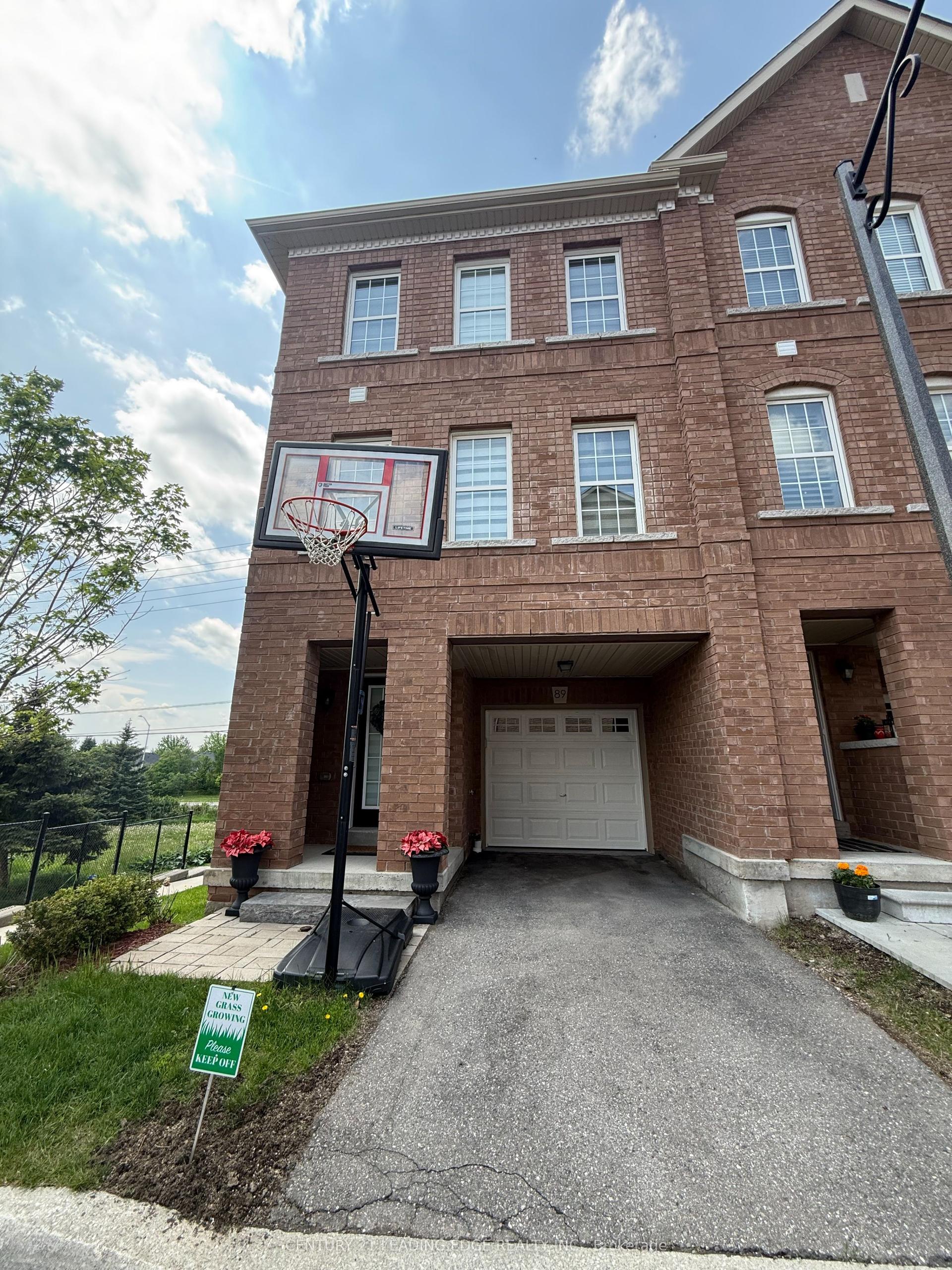 2280 Baronwood Drive 89 #89, Oakville — Townhouse for lease, photo 1