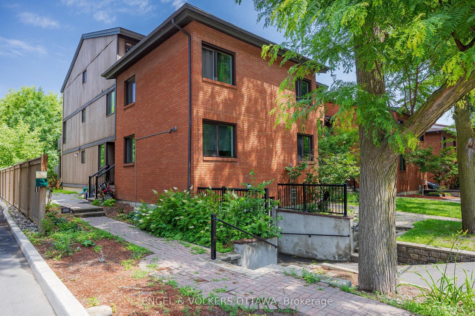 35 Robinson Avenue B #B, Lower Town - Sandy Hill — Condo for sale, photo 1
