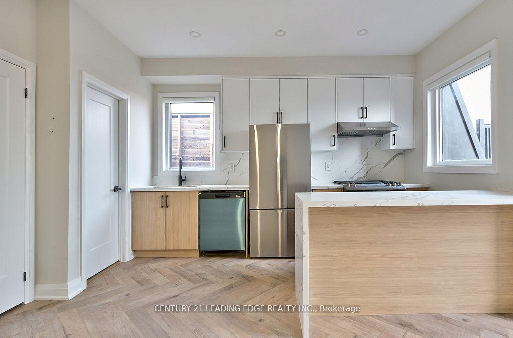 53 Boon Avenue 3 #3 — photo 1