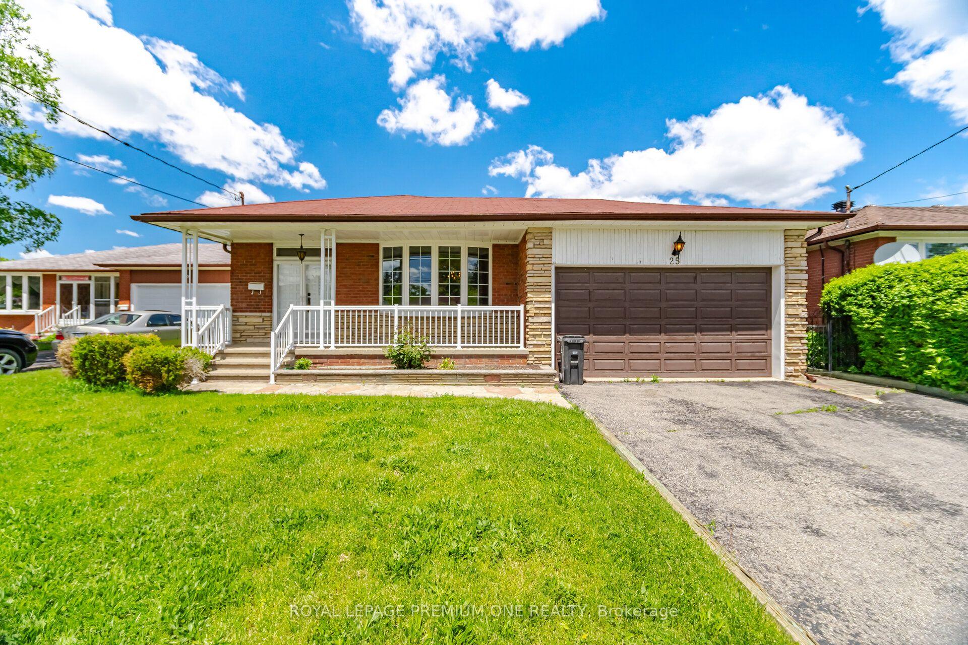 25 Islay Court, Toronto — Detached for sale, photo 1