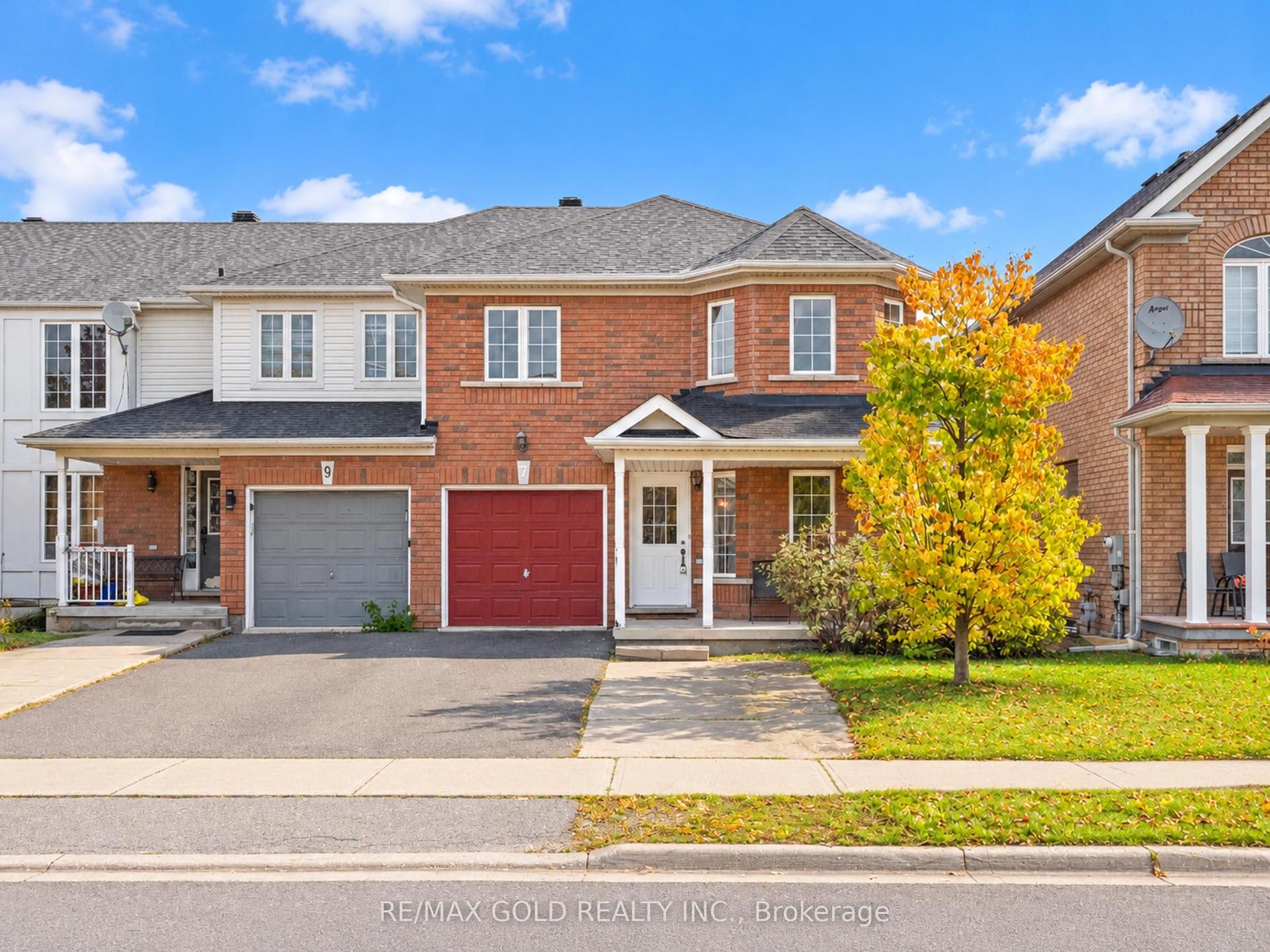 7 Frostbite Lane, Brampton — Townhouse for sale, photo 1