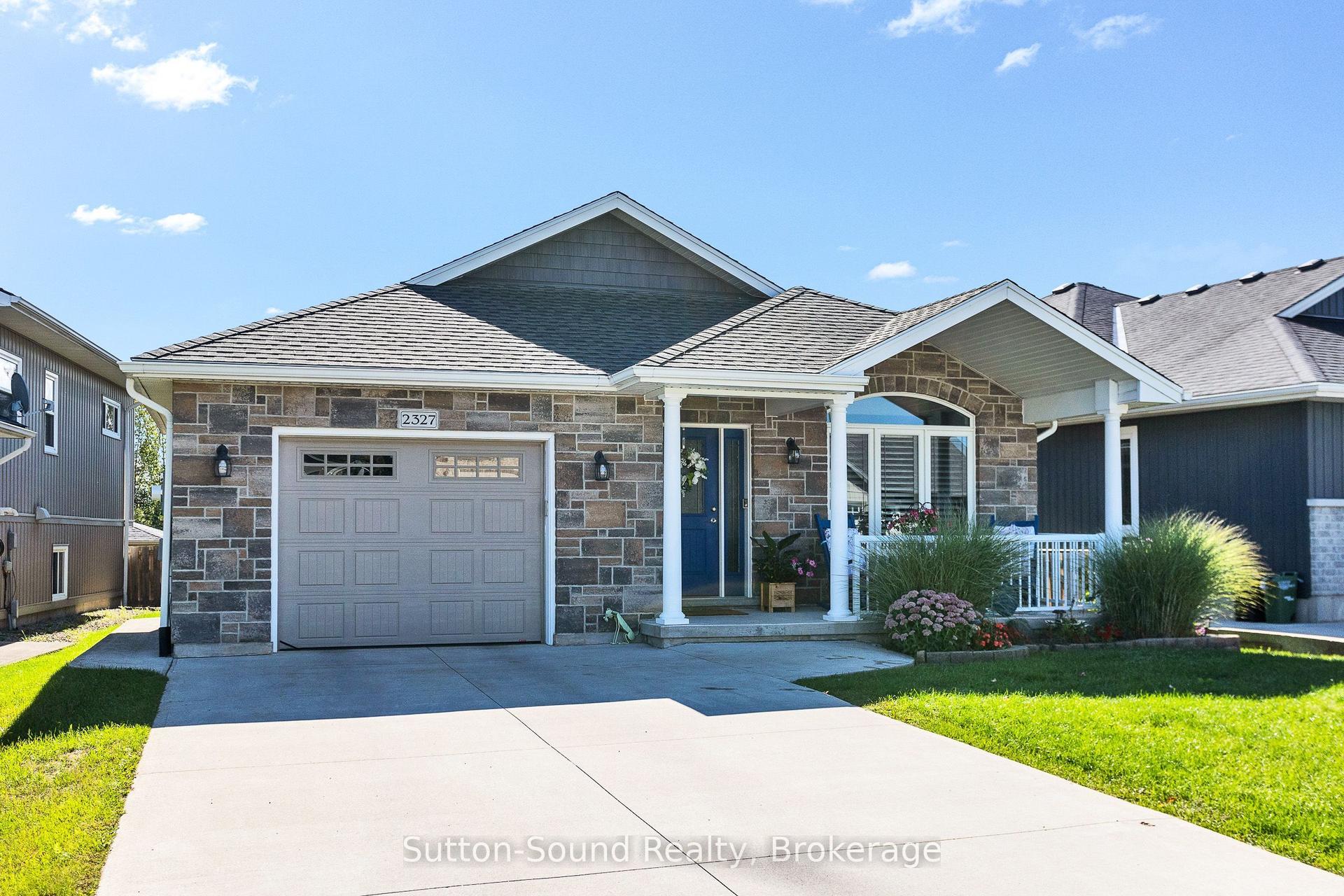 2327 10th Avenue E, Owen Sound — Detached for sale, photo 1
