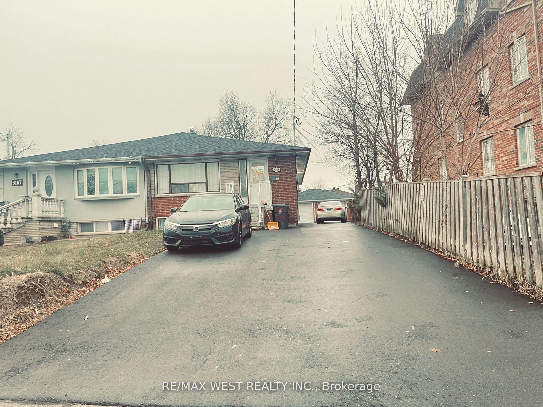 3165 Weston Road Upper #Upper, Toronto — Semi-Detached for lease, photo 1