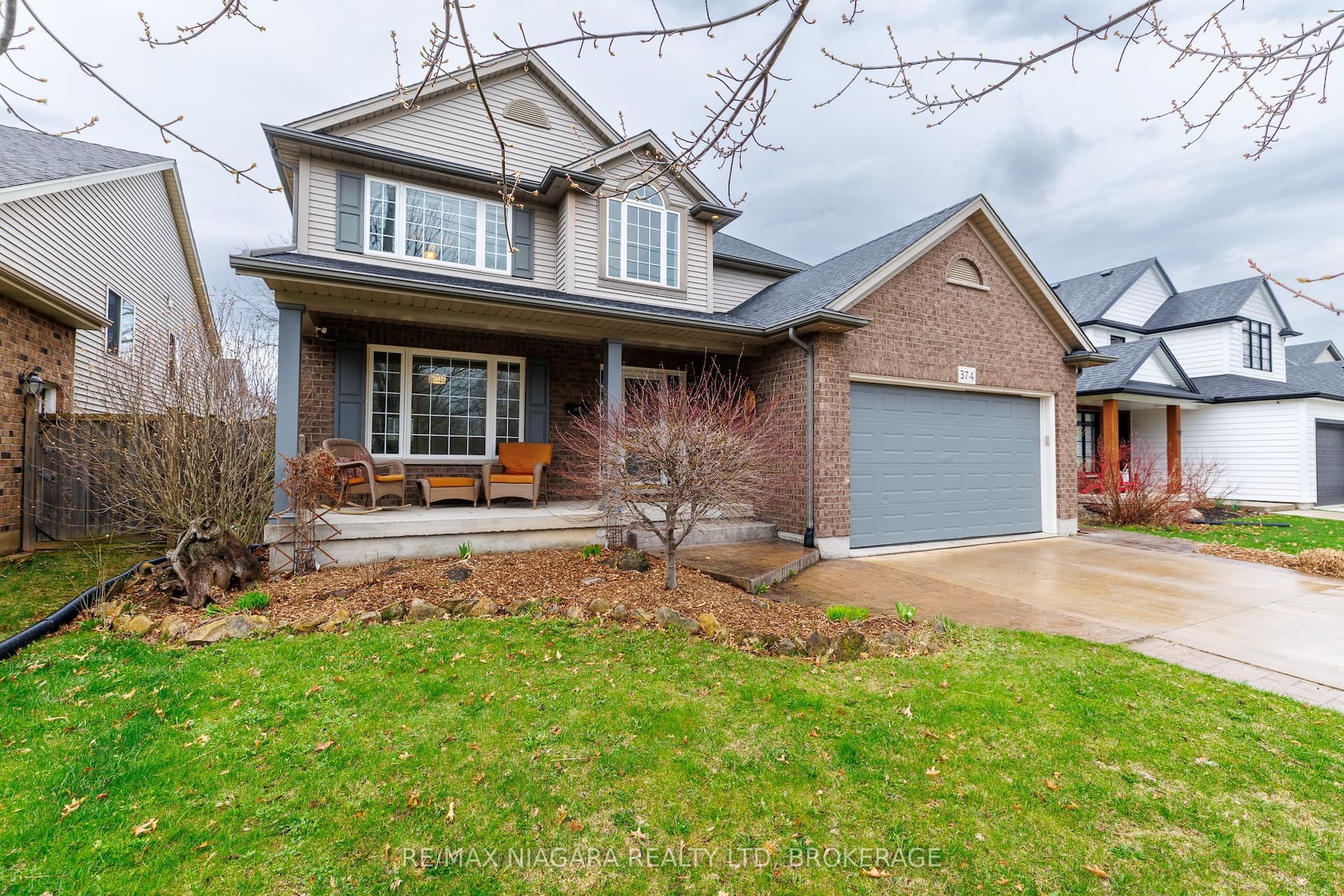 374 PELHAM Road — photo 1