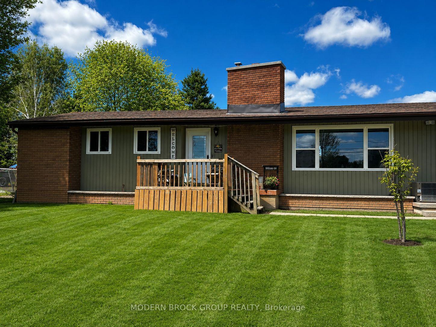 2499 Perth Road — photo 1
