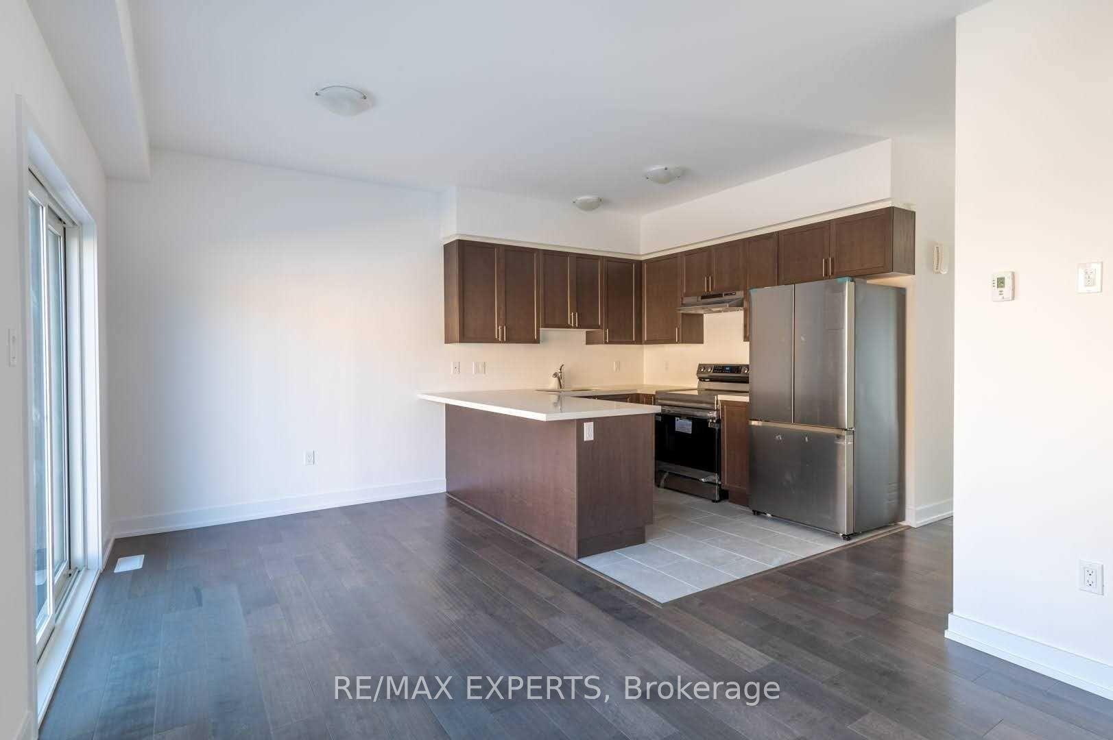 36 South Park Lane, Barrie — Townhouse for lease, photo 1