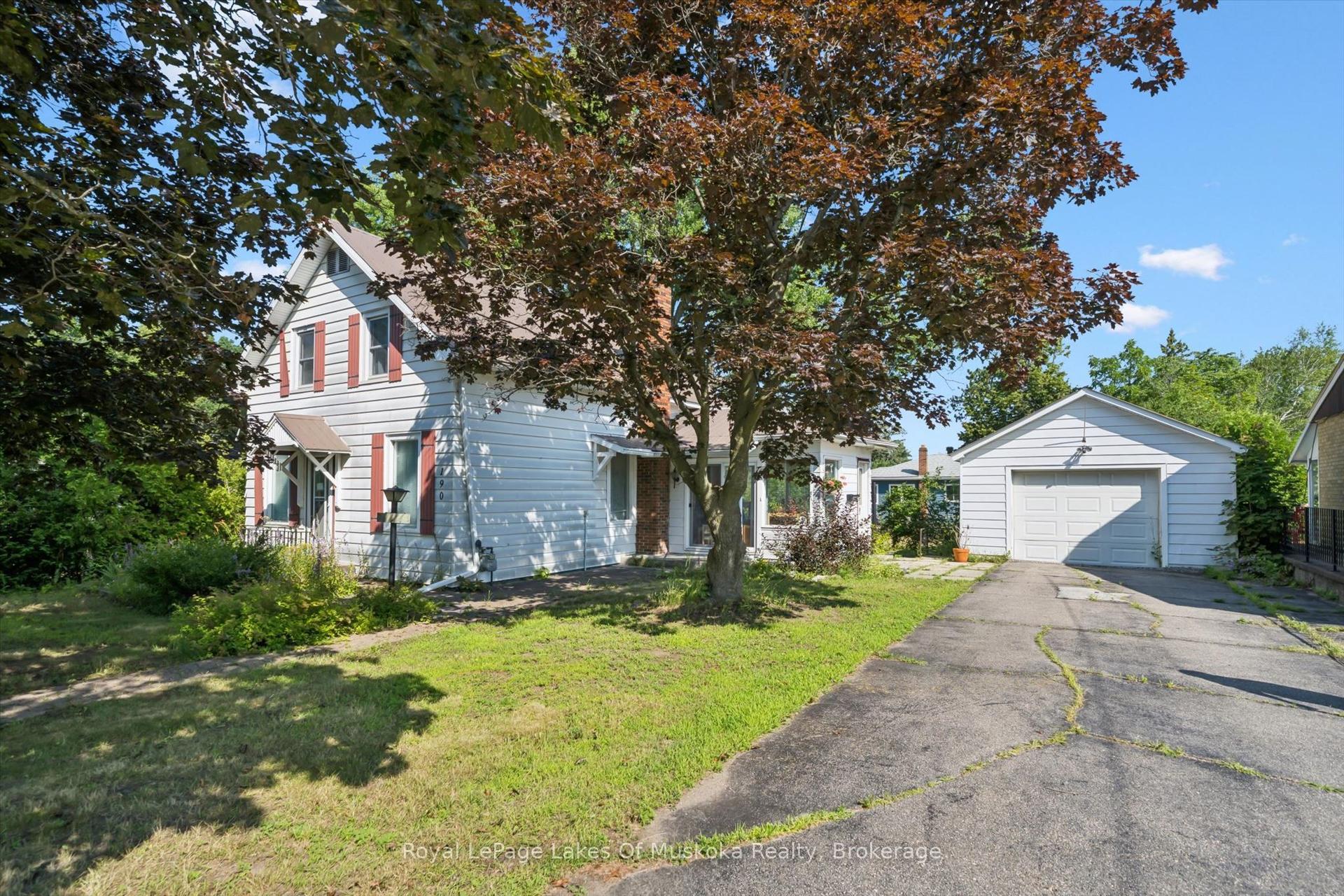 190 Winewood Avenue W, Gravenhurst — Detached for sale, photo 1