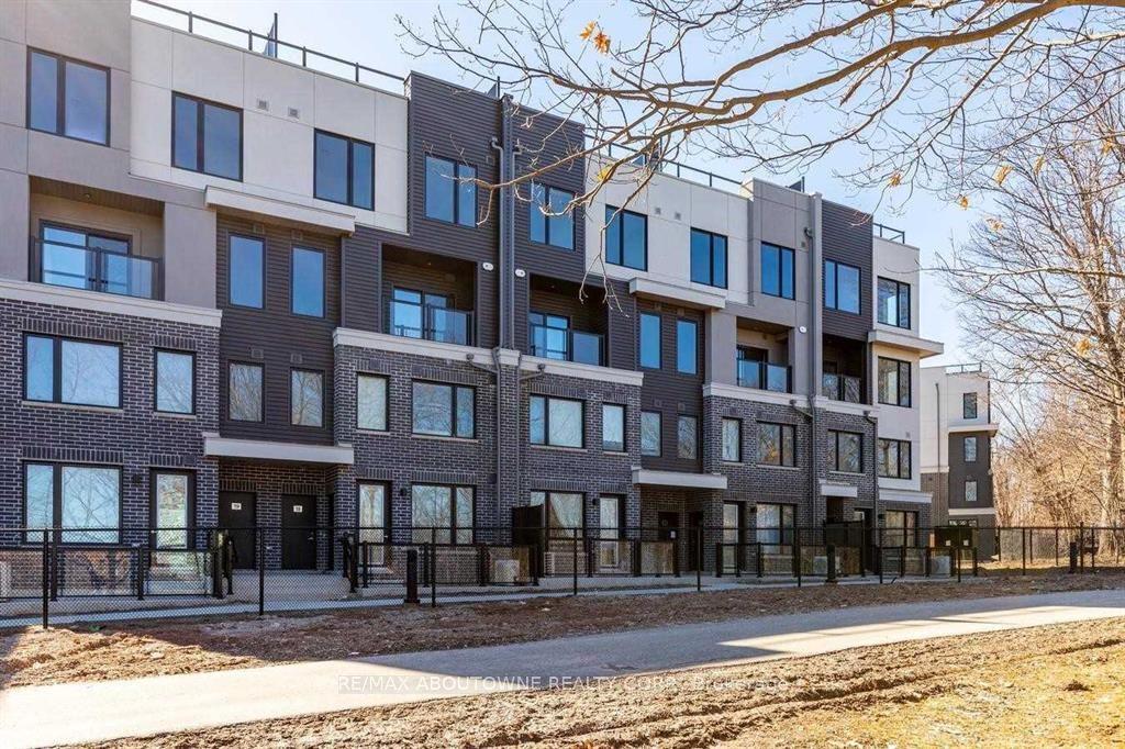 3483 Widdicombe Way 18 #18, Mississauga — Condo Town for lease, photo 1