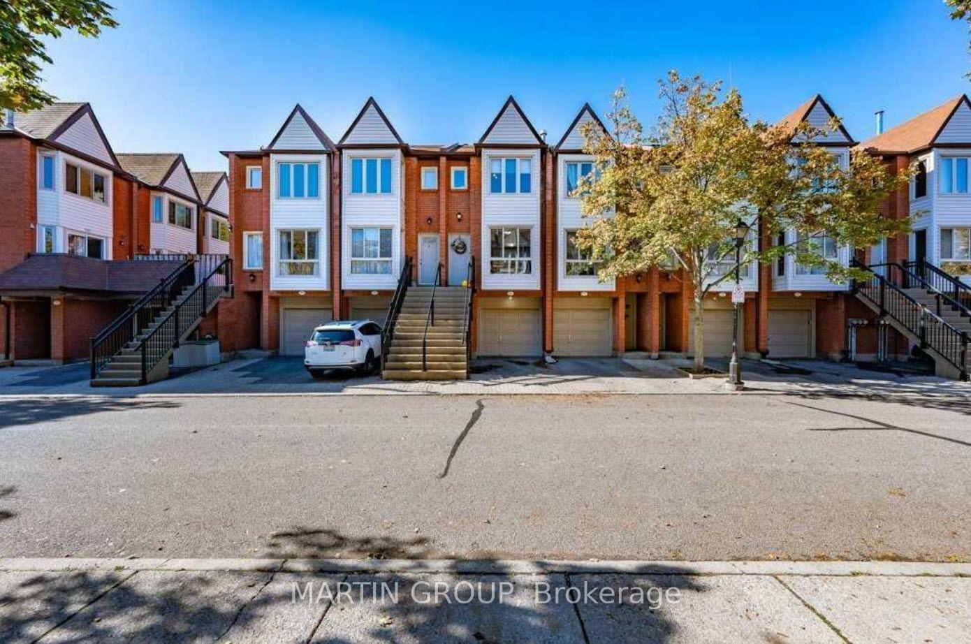 895 Maple Avenue 514 #514, Burlington — Condo Town for lease, photo 1