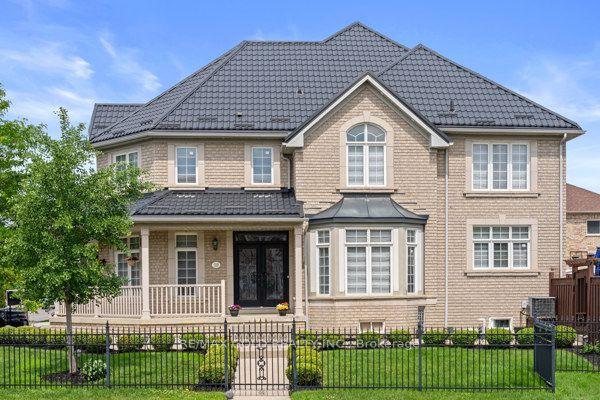 39 Trailhead Crescent — photo 1