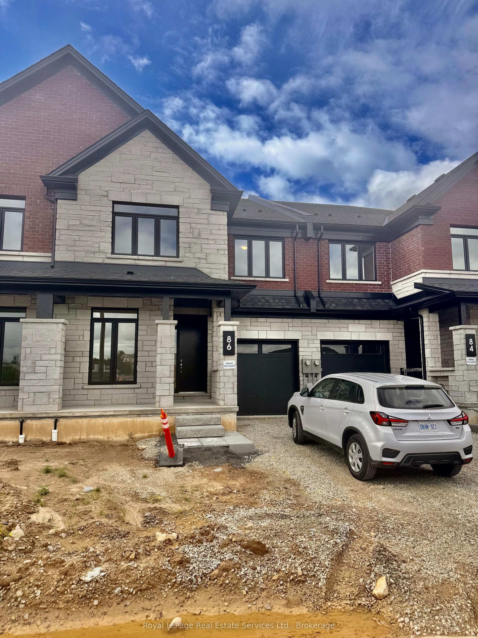 86 Valley Trail Place, Hamilton — Townhouse for lease, photo 1