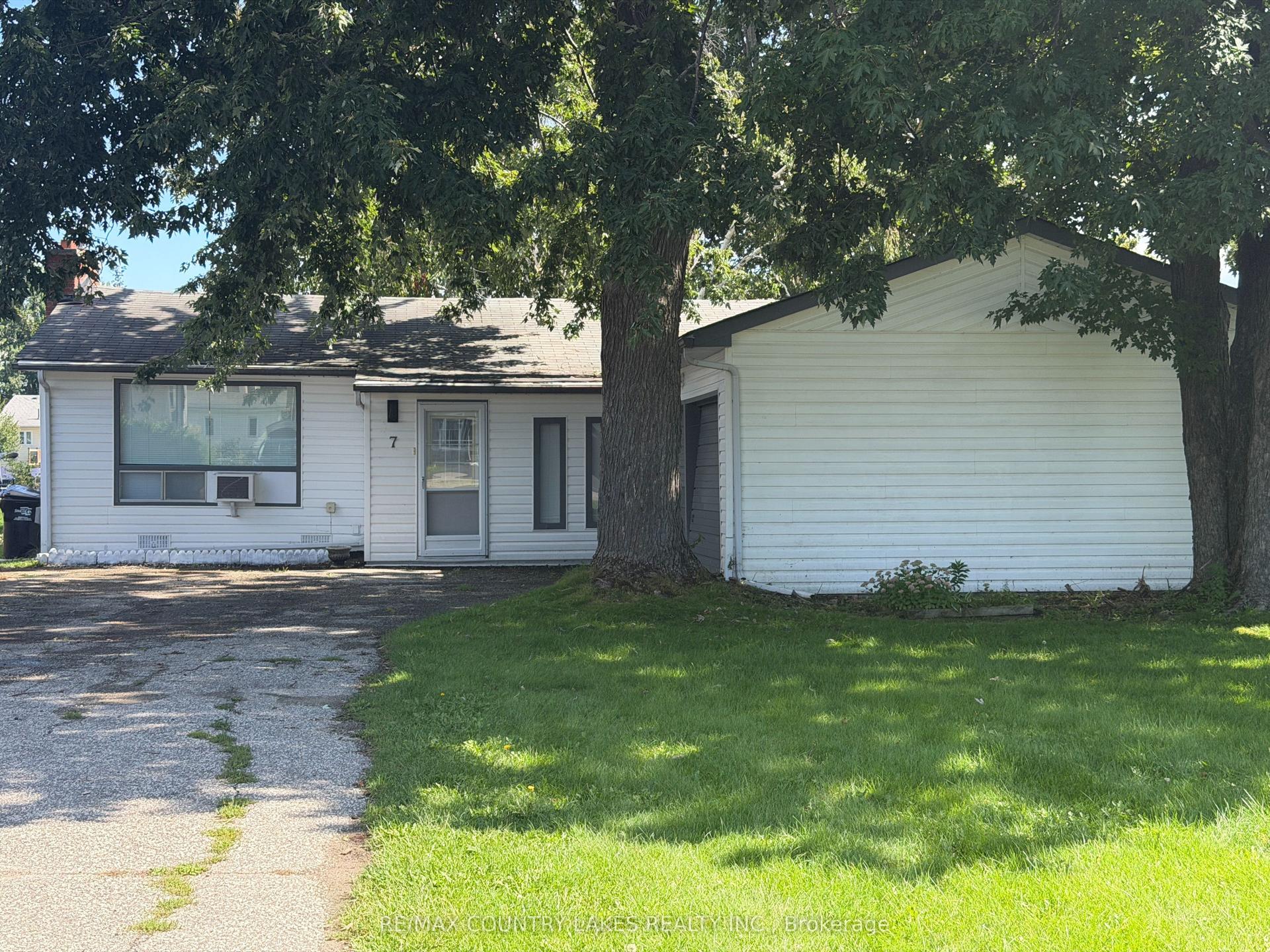 7 Willow Crescent, Ramara — Detached for lease, photo 1