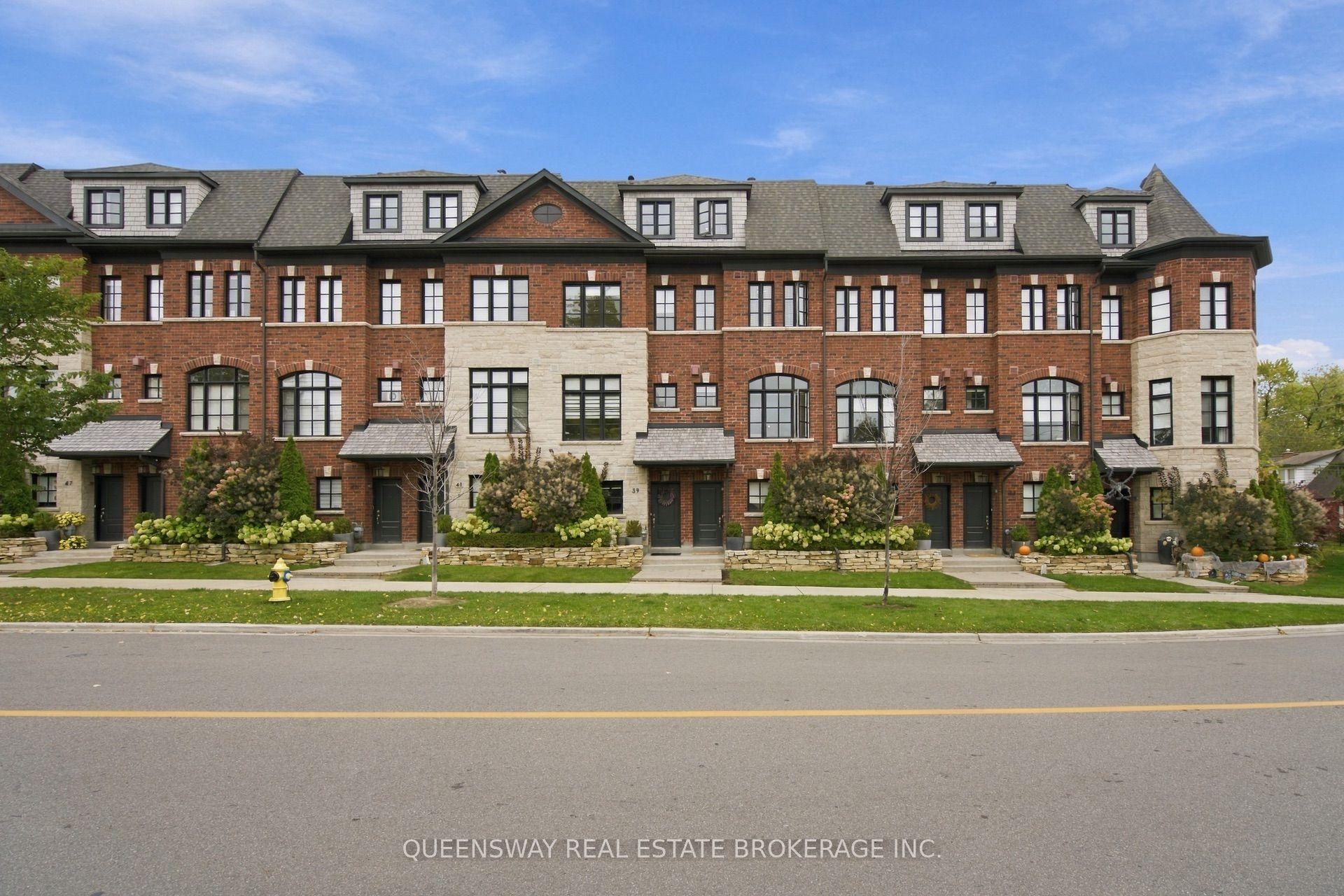 37 Twenty Ninth Street, Toronto — Townhouse for sale, photo 1