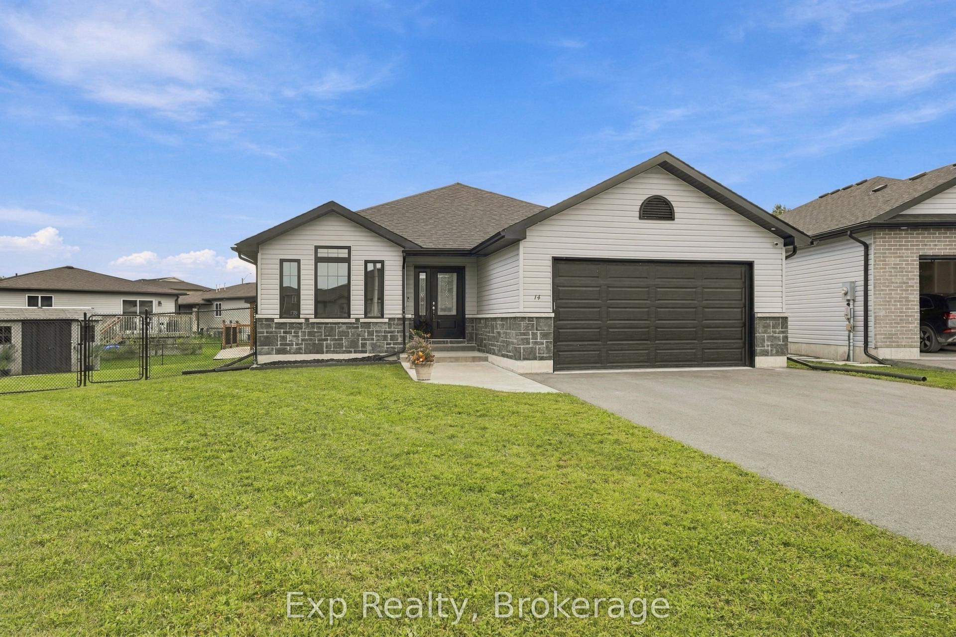 14 Lehtinen Crescent, Belleville — Detached for sale, photo 1
