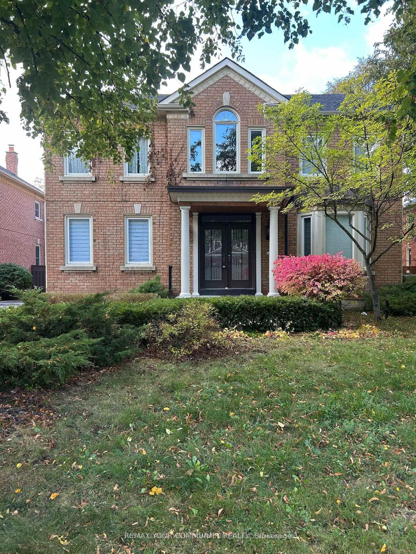 18 Theobalds Circle — photo 1