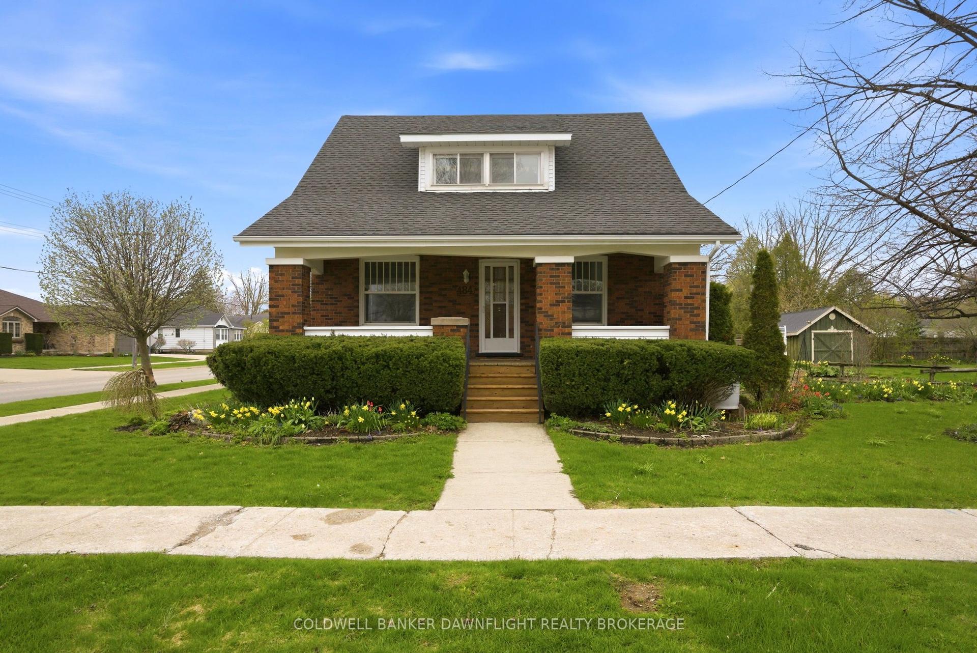 484 Carling Street — photo 1