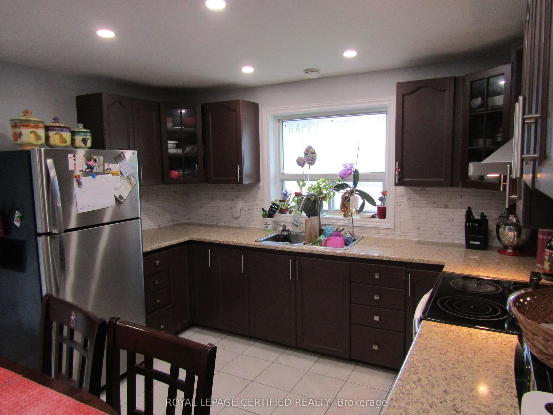 170 Troiless Street — photo 1