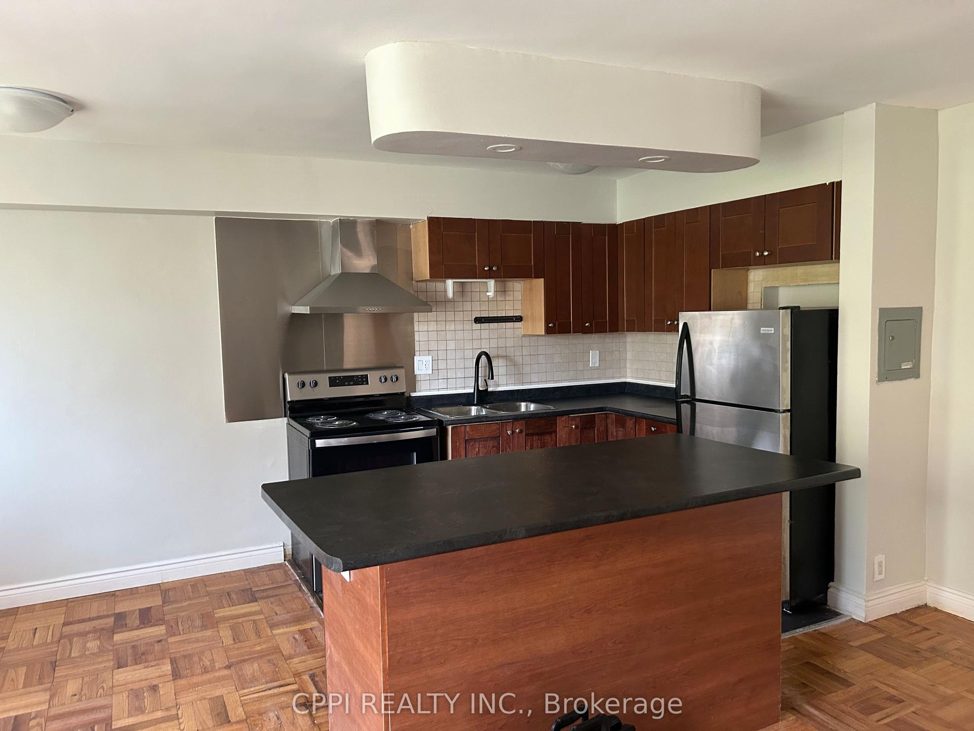 6 Hill Heights Road 104 #104 — photo 1