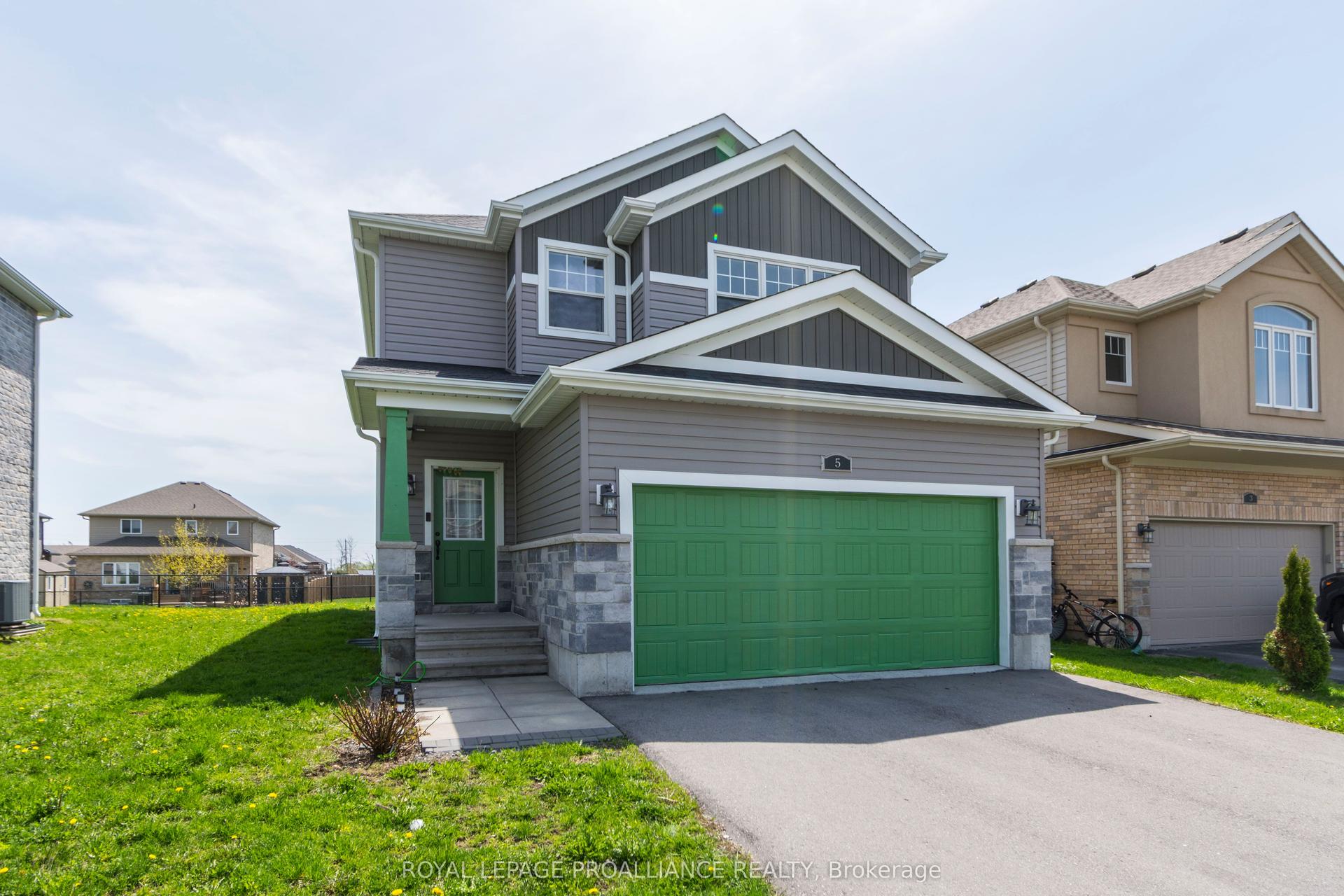 5 Cottonwood Drive — photo 1