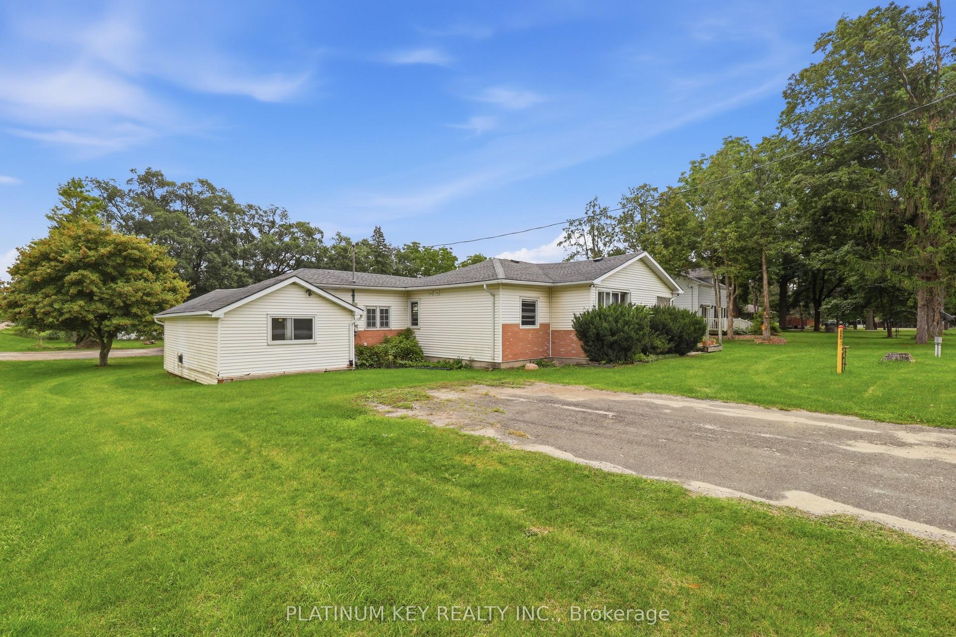 22942 Wonderland Road N, Middlesex Centre — Detached for sale, photo 1