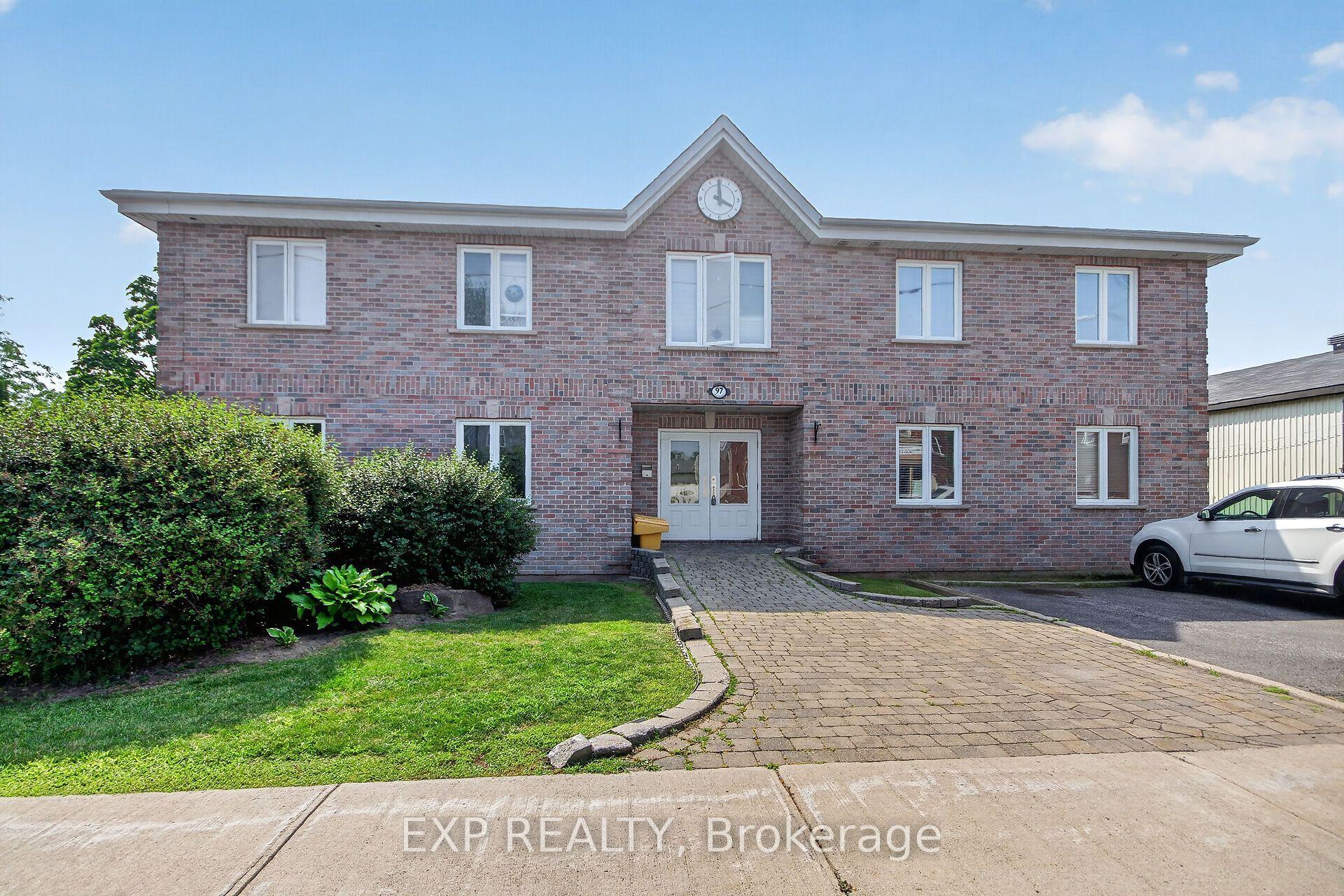 97 Mill Street 2A #2A, Russell — Condo for sale, photo 1