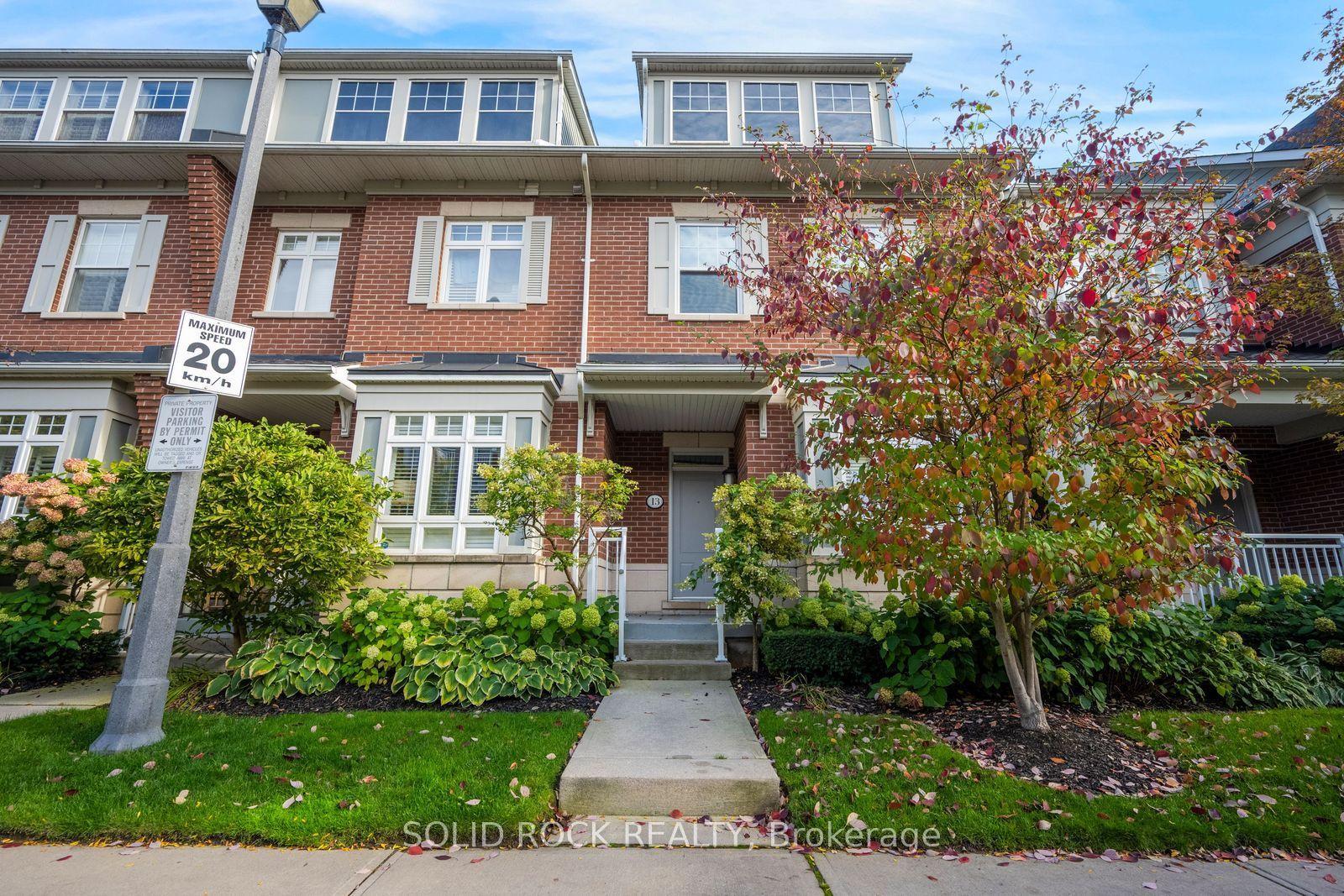 13 Compass Way, Mississauga — Condo Town for sale, photo 1