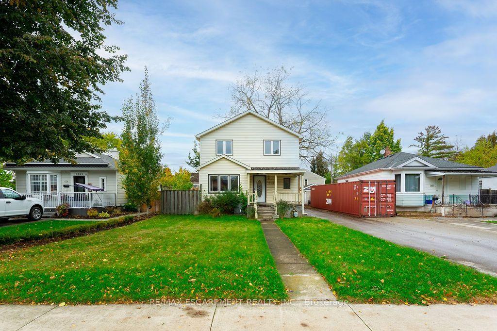 1353 Birch Avenue, Burlington — Detached for sale, photo 1