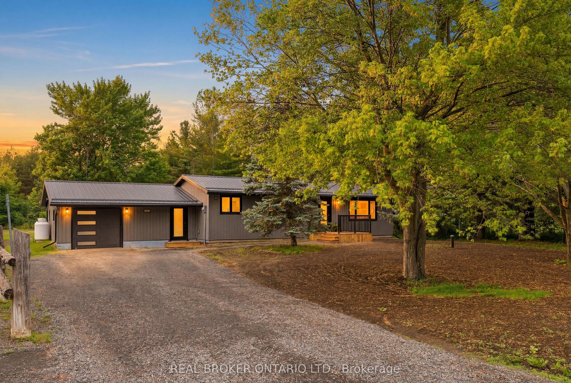 2627 Donnelly Drive — photo 1