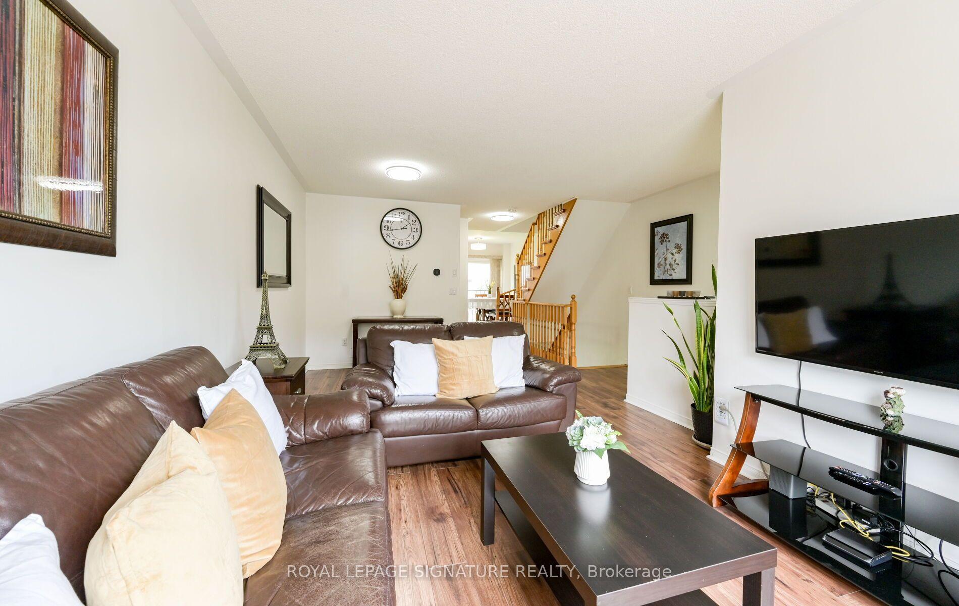 3020 Cedarglen Gate 21 #21, Mississauga — Condo Town for sale, photo 1