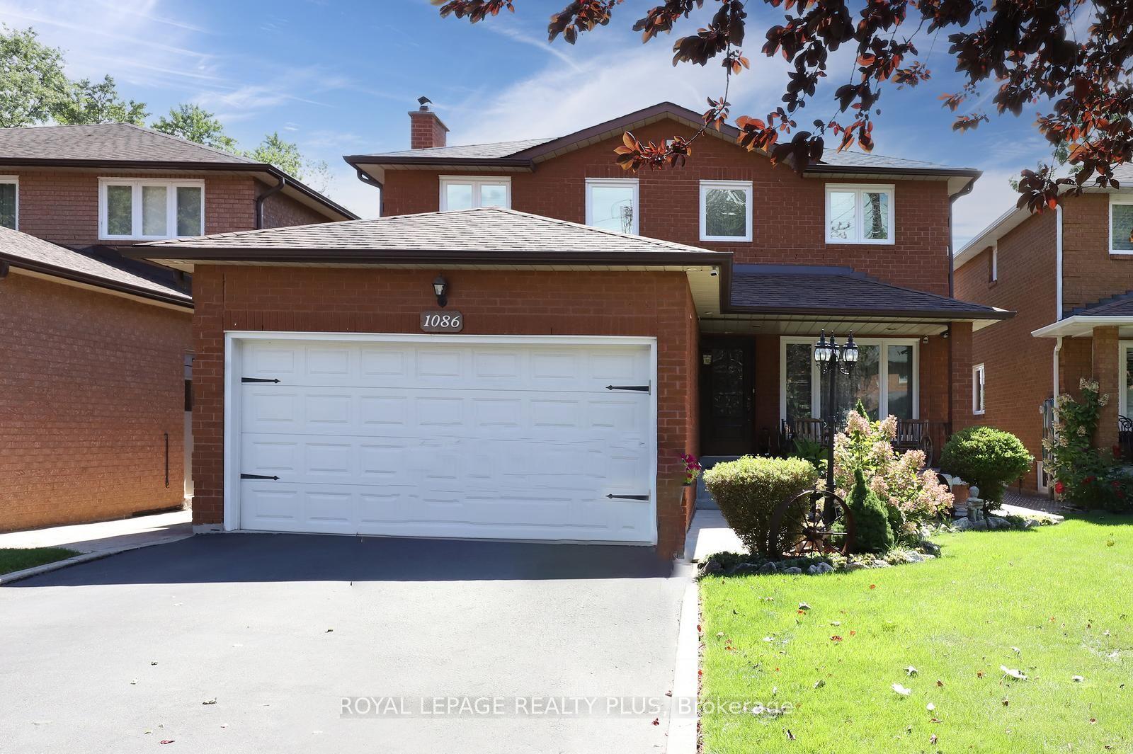 1086 Hedge Drive, Mississauga — Detached for sale, photo 1