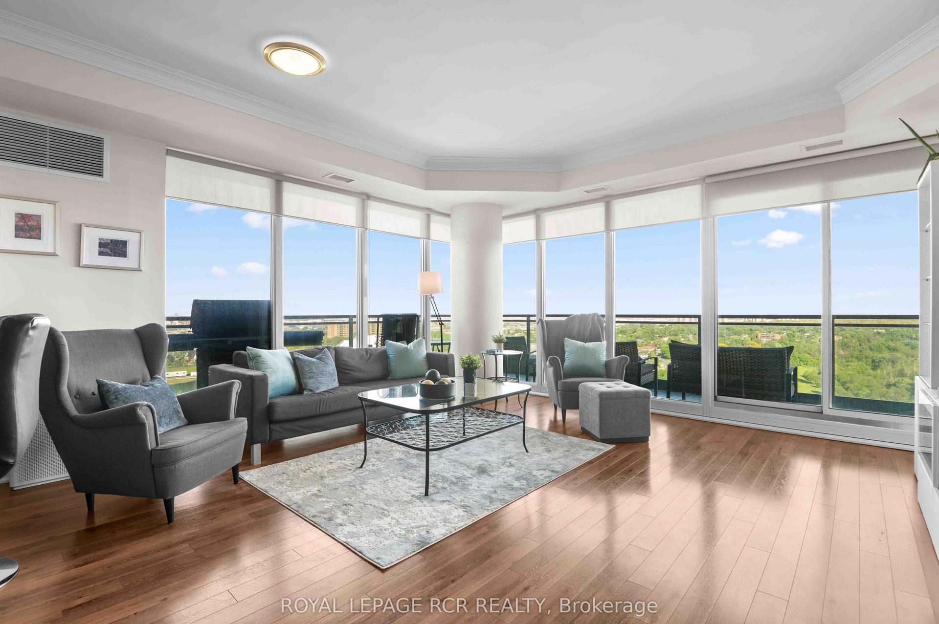 100 John Street 1702 #1702, Brampton — Condo for sale, photo 1