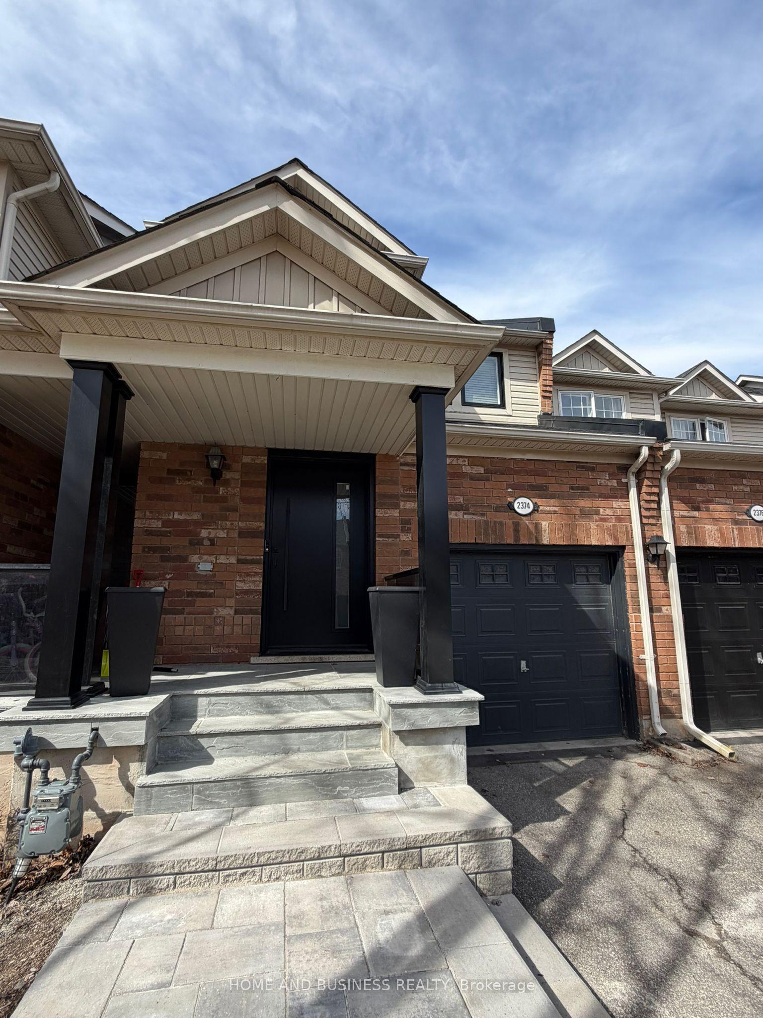 2374 Baintree Crescent, Oakville — Townhouse for sale, photo 1