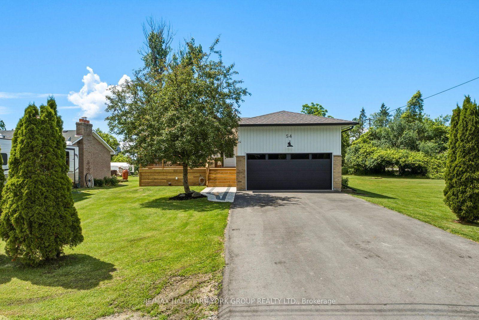 54 Twmarc Avenue — photo 1