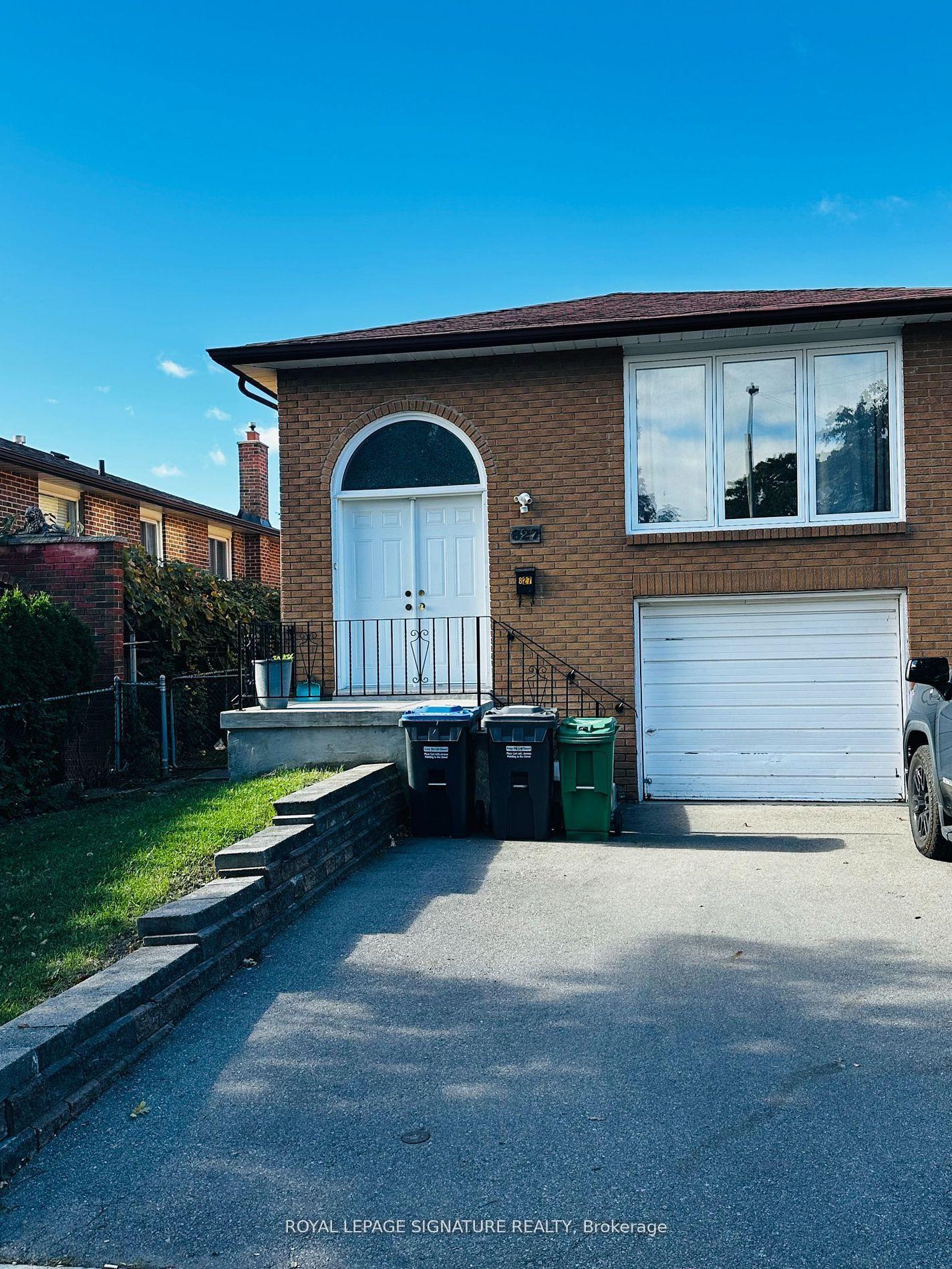 827 Stainton Drive — photo 1